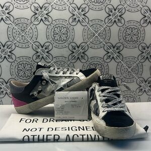 ‼️Authentic‼️ Silver and Camo Superstar Golden Goose